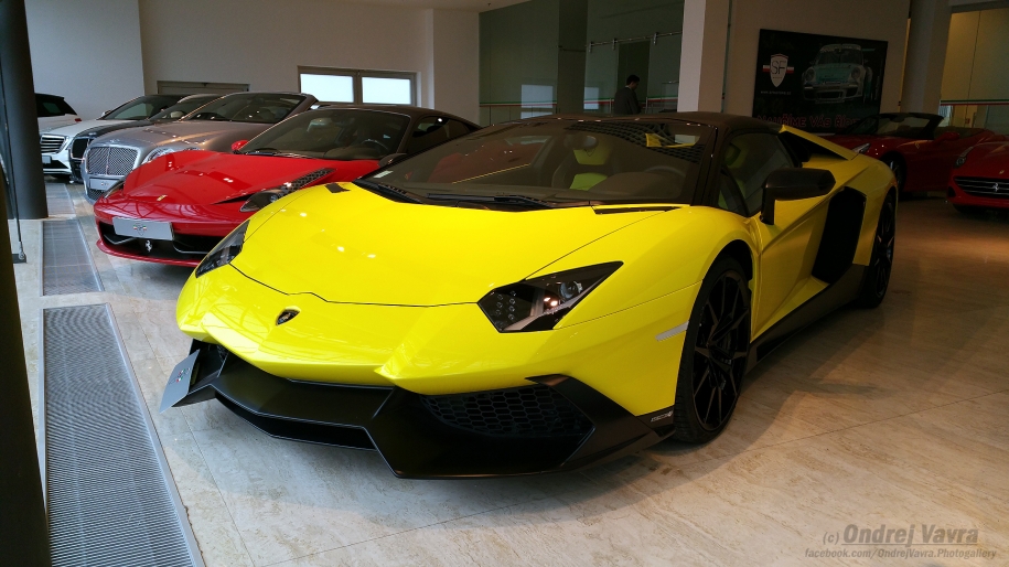 Anniversario Roadster No.61/100
