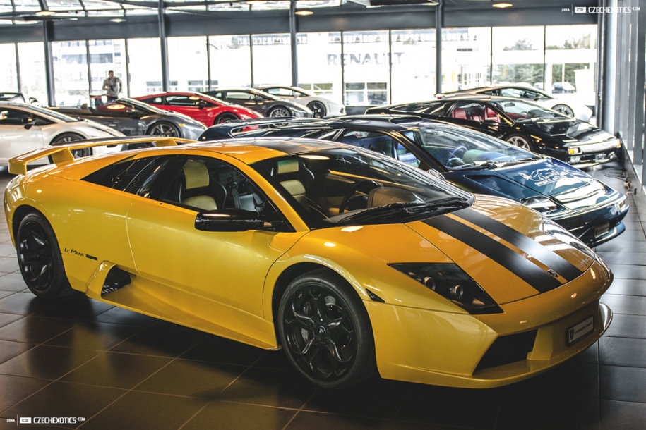 Ženeva 2015 - Showroomy 3