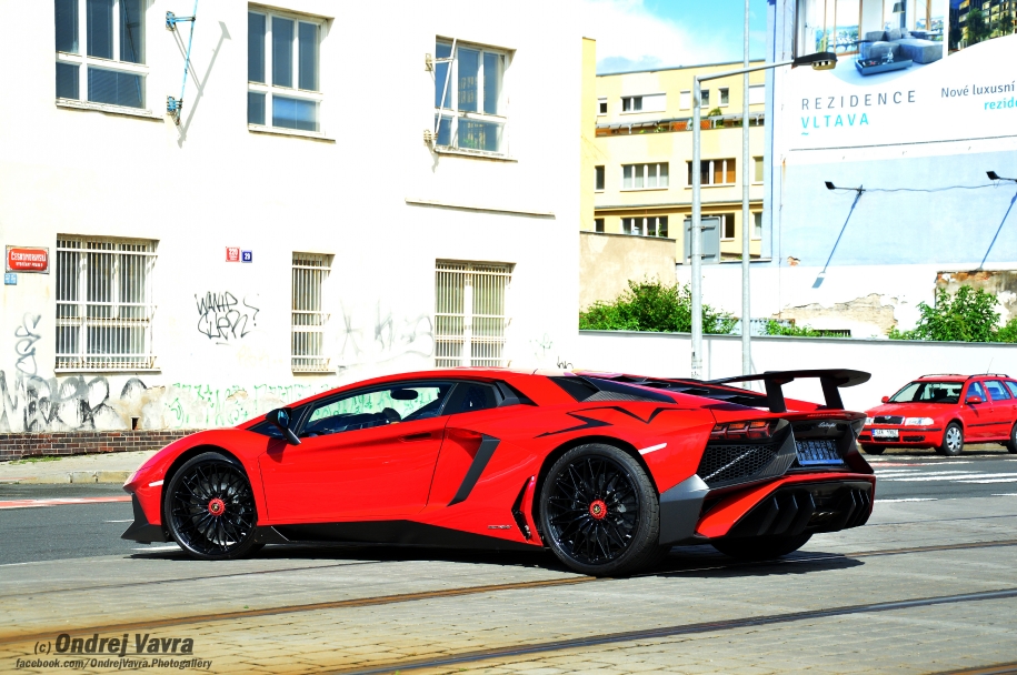 Aventador LP750-4 SuperVeloce