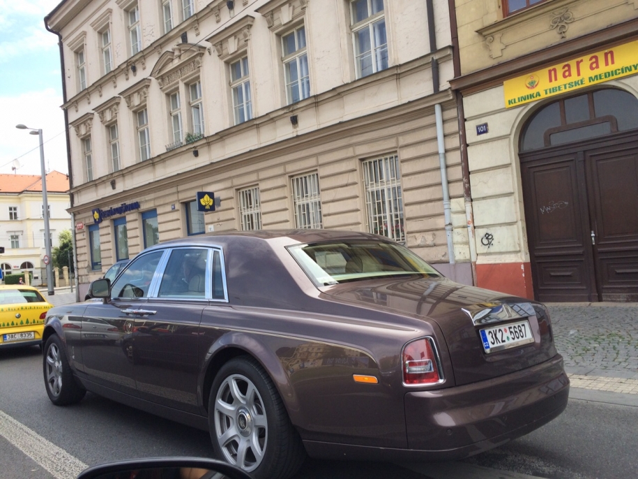 Rolls-Royce Phantom