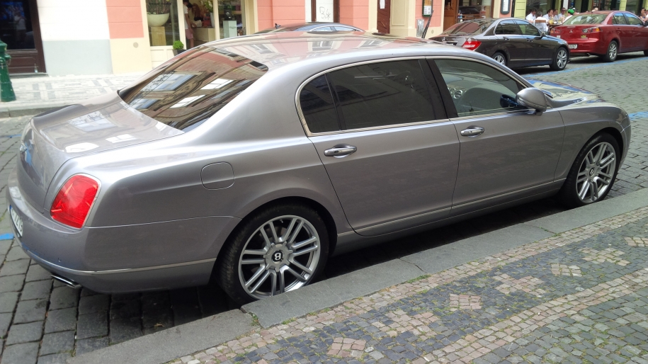 Bentley Continental Flying Spur