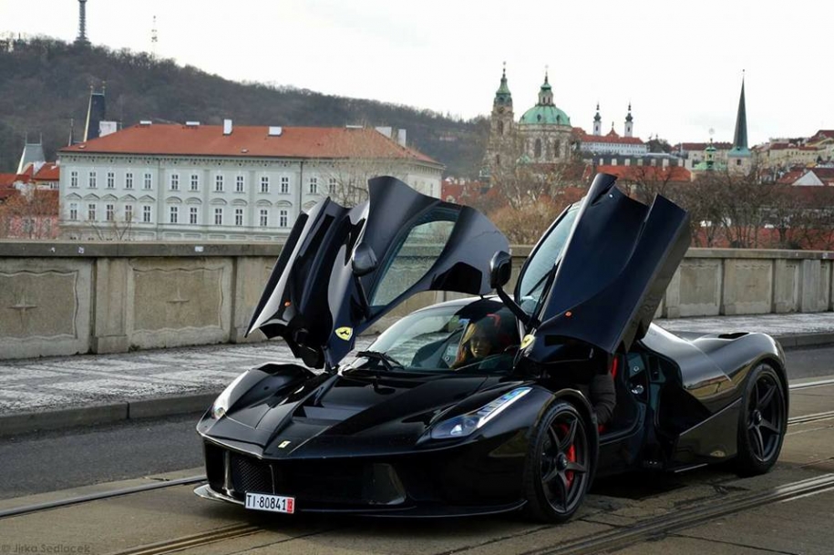 LaFerrari