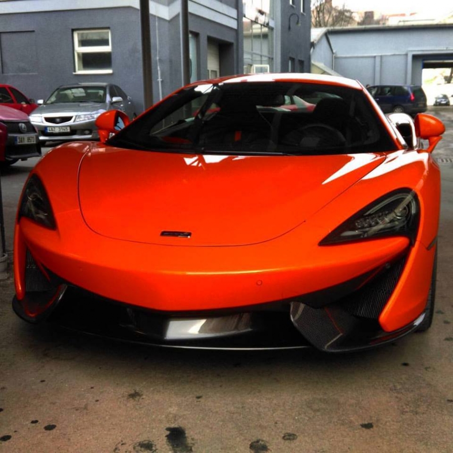 McLaren 570S