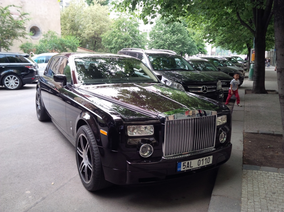 Rolls-Royce Phantom