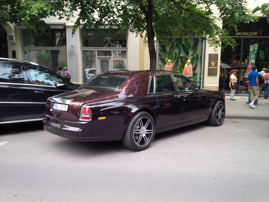 Rolls-Royce Phantom