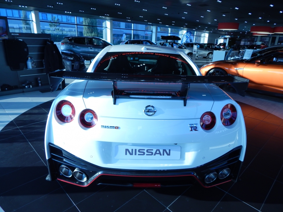 nissan  GTR Nismo2017