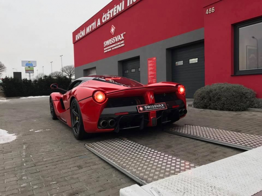 LaFerrari