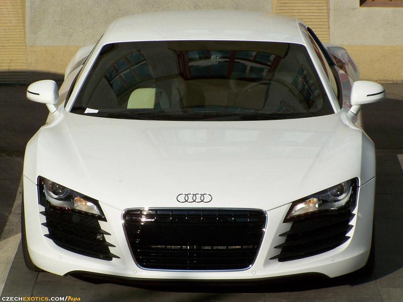Audi R8