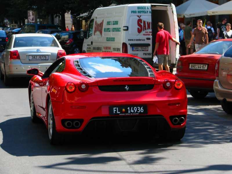 F430