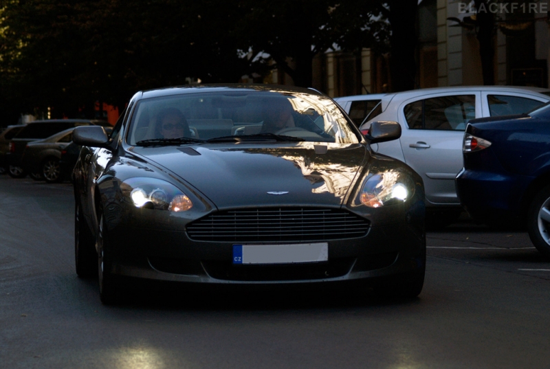 DB9 coupe