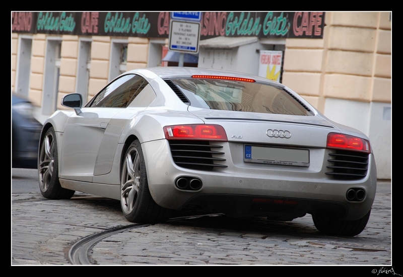 R8
