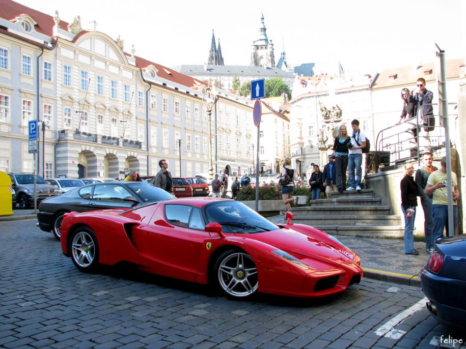 Ferrari Enzo