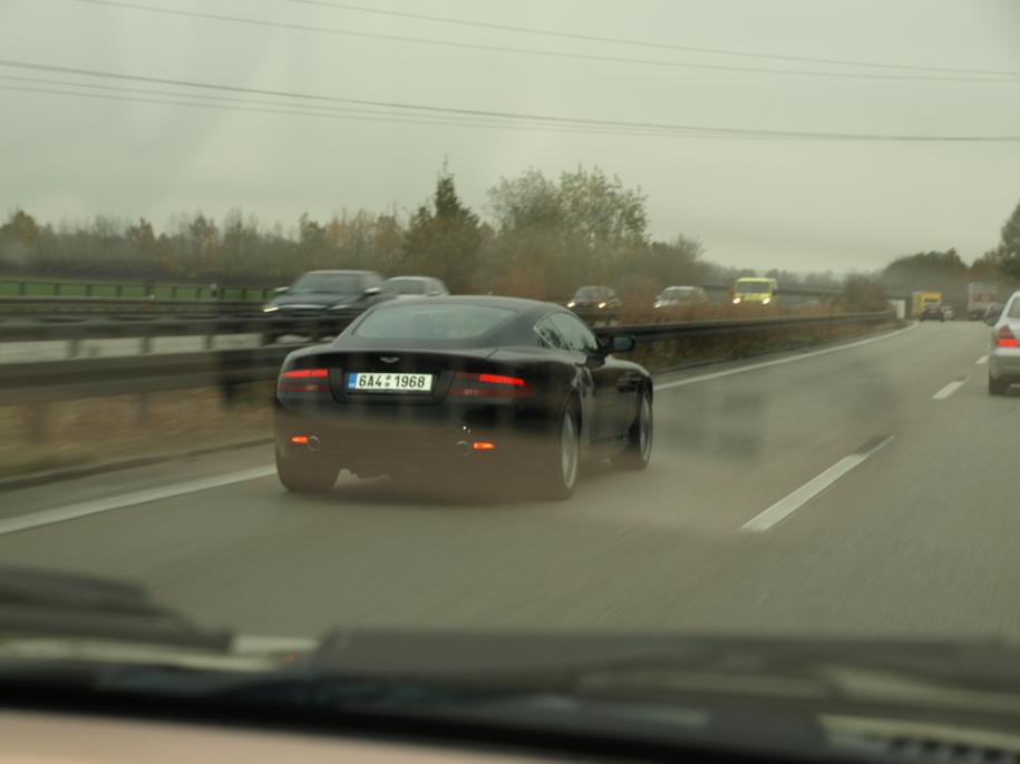 Aston Martin DB9