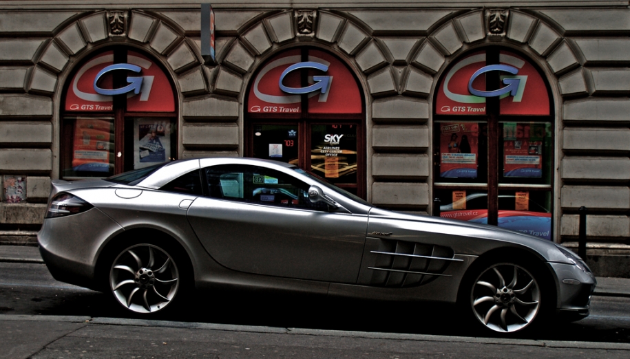SLR
