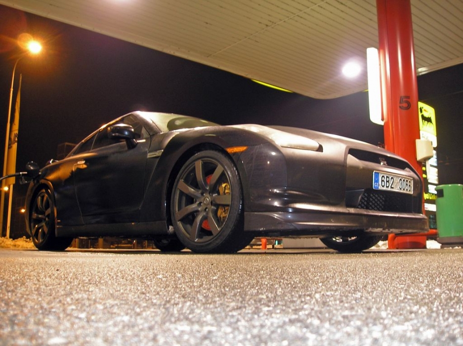 Nissan GT-R