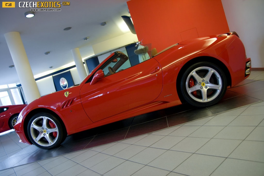 Ferrari California