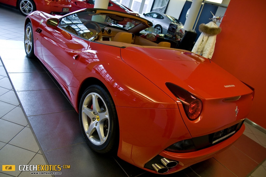 Ferrari California