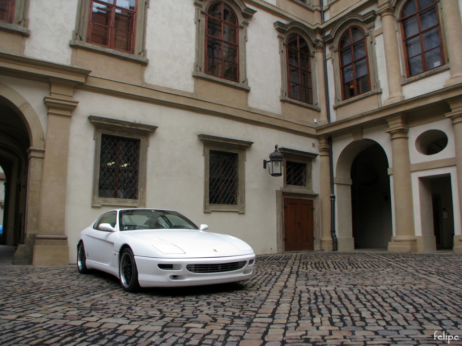 Ferrari 456
