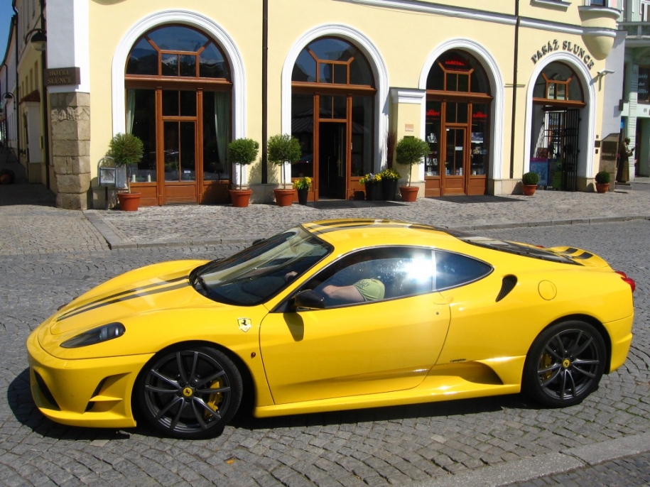 Scuderia