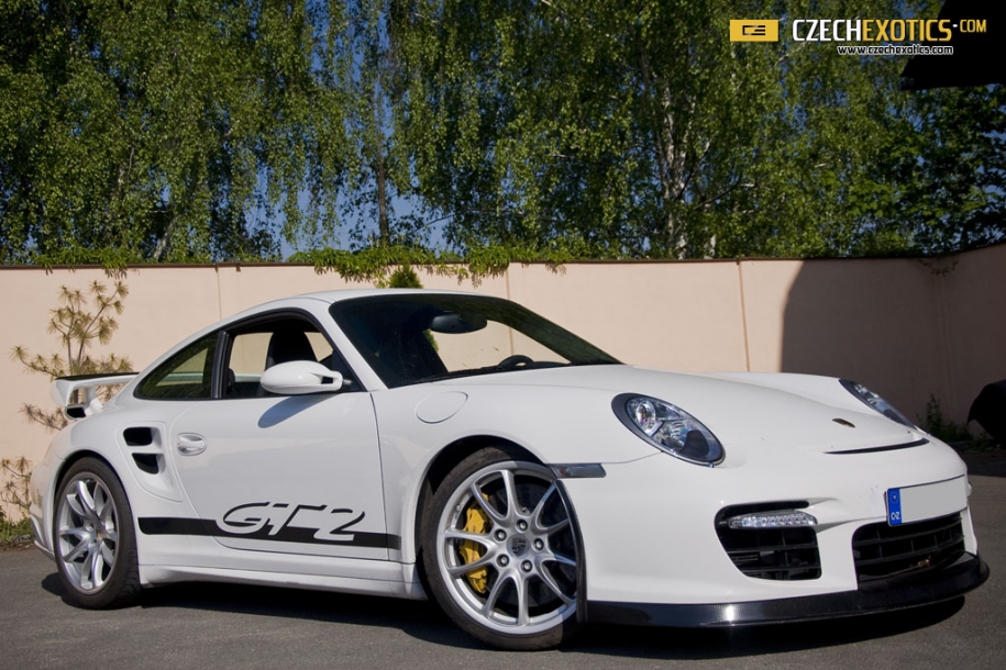 Porsche GT2