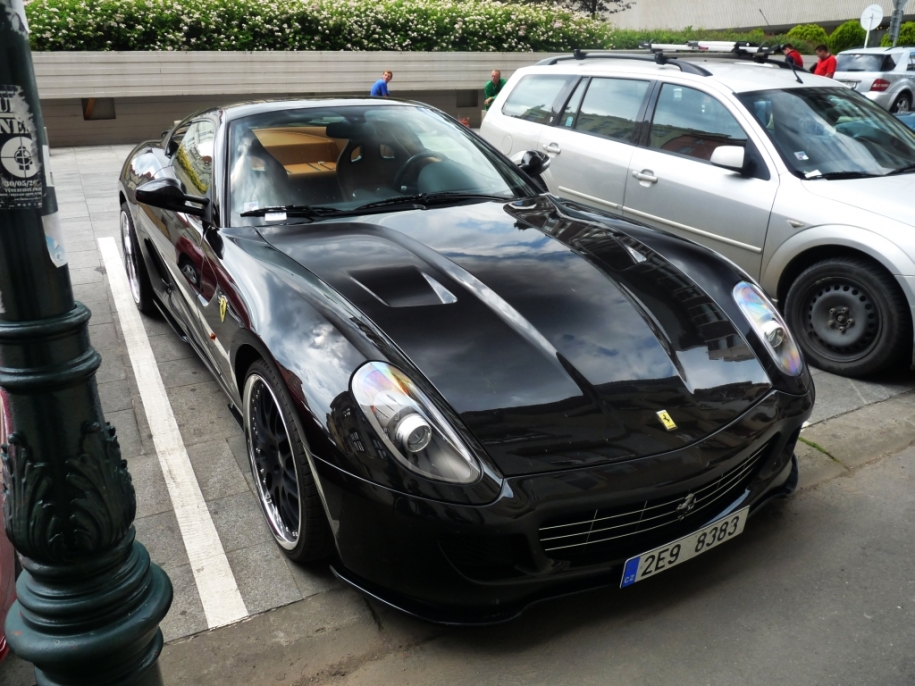 599