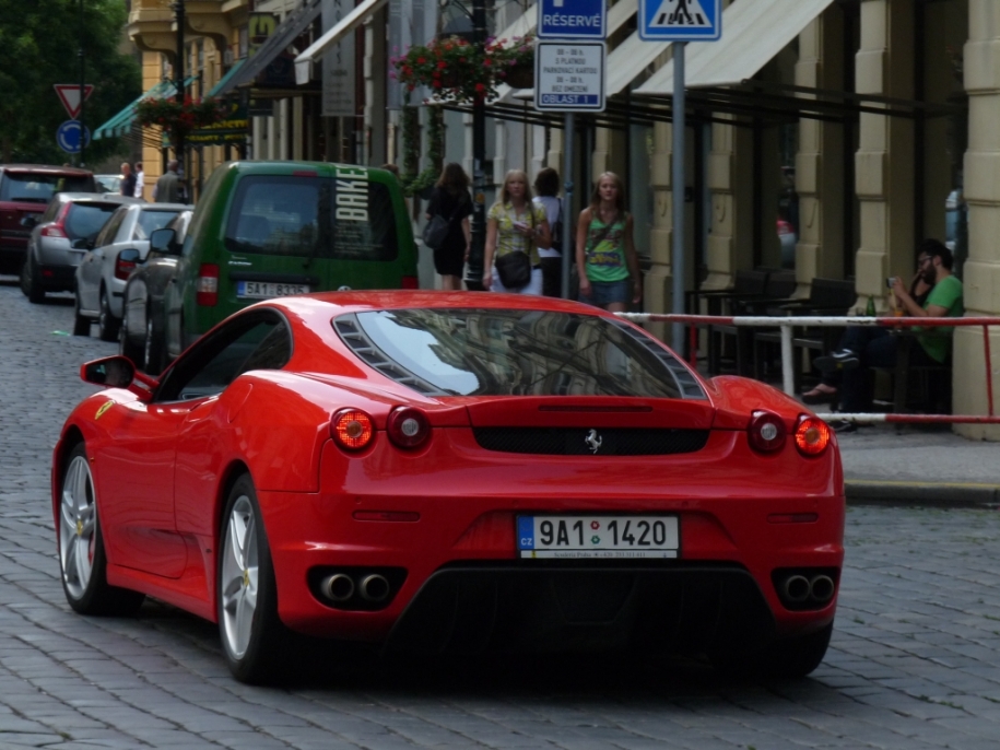 F430