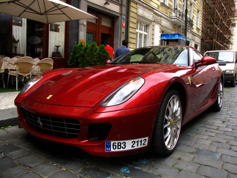 599