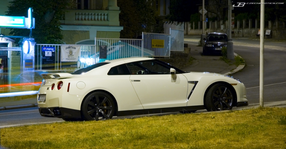 GT-R