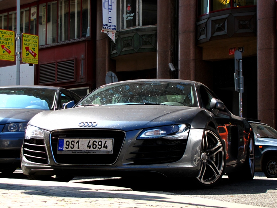 R8