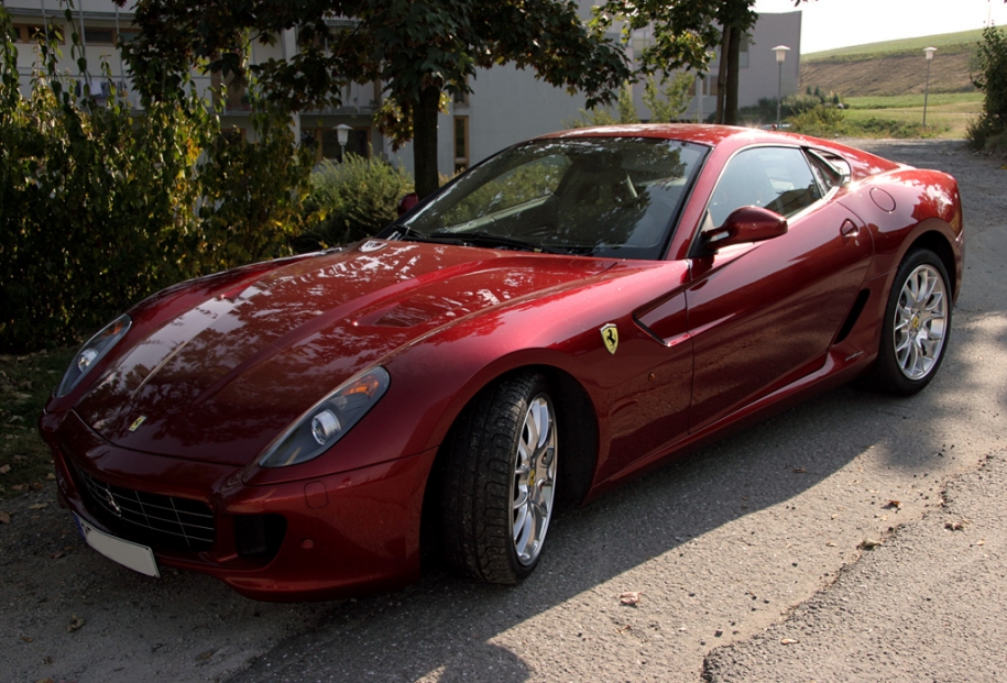 599