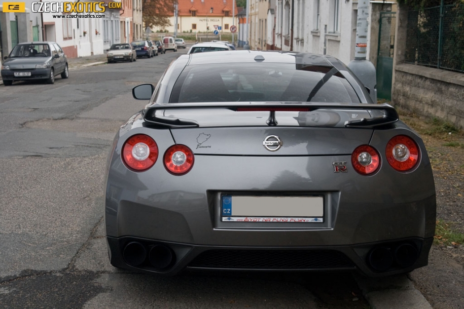 GT-R