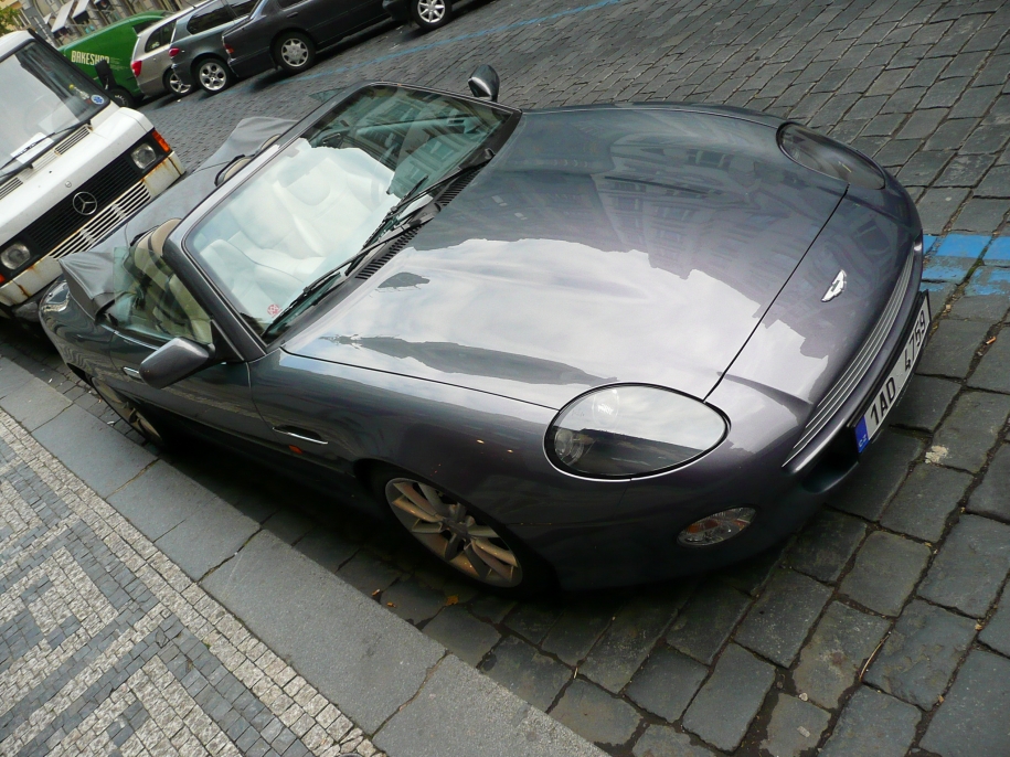 DB-7 vantage