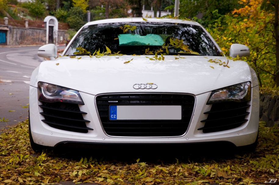 R8