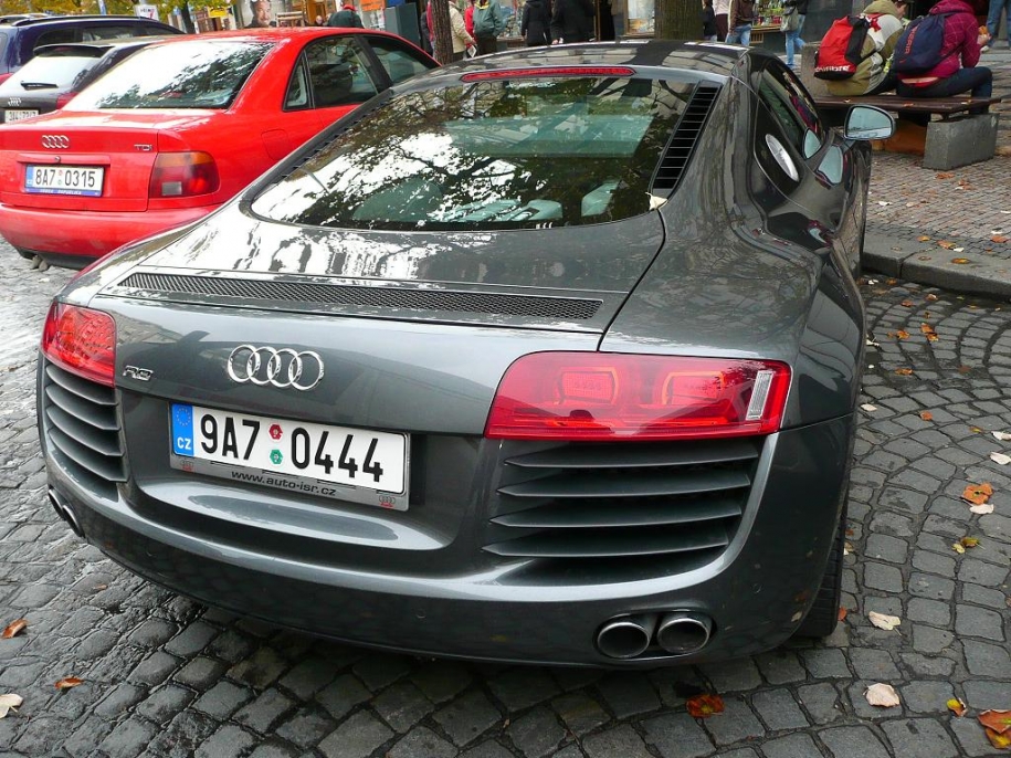 R8