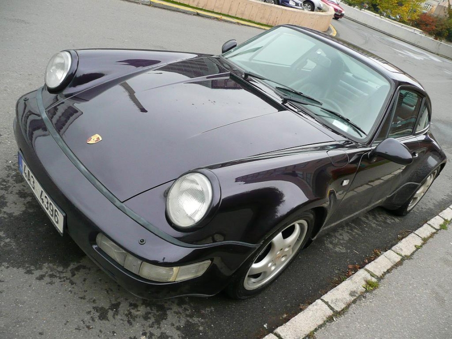 911