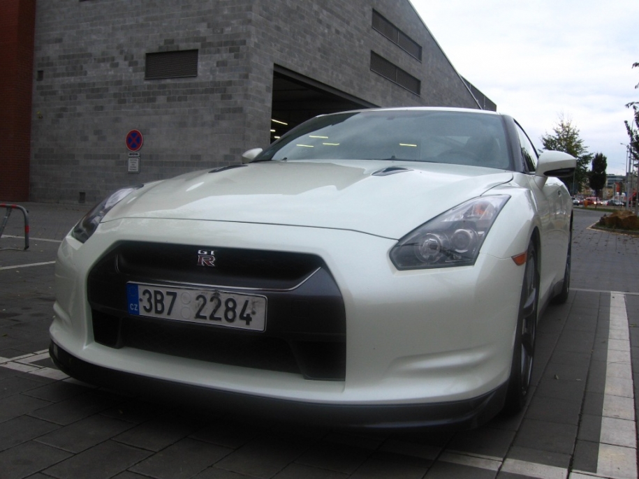 GT-R