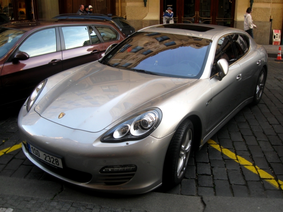 Panamera 4S
