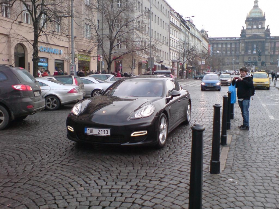 Porsche Panamera Turbo
