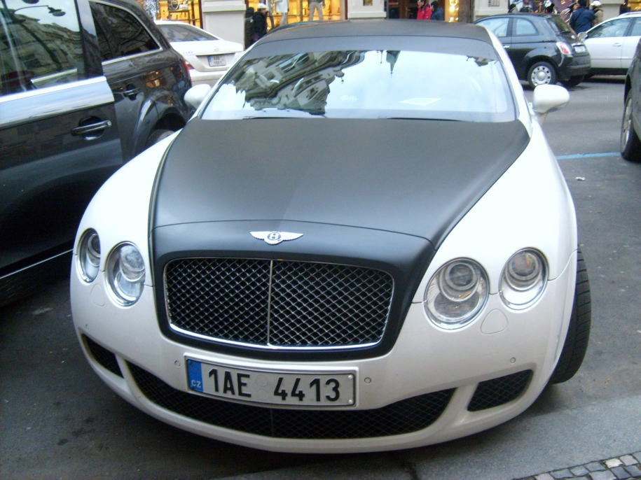 Conti GT-black and white