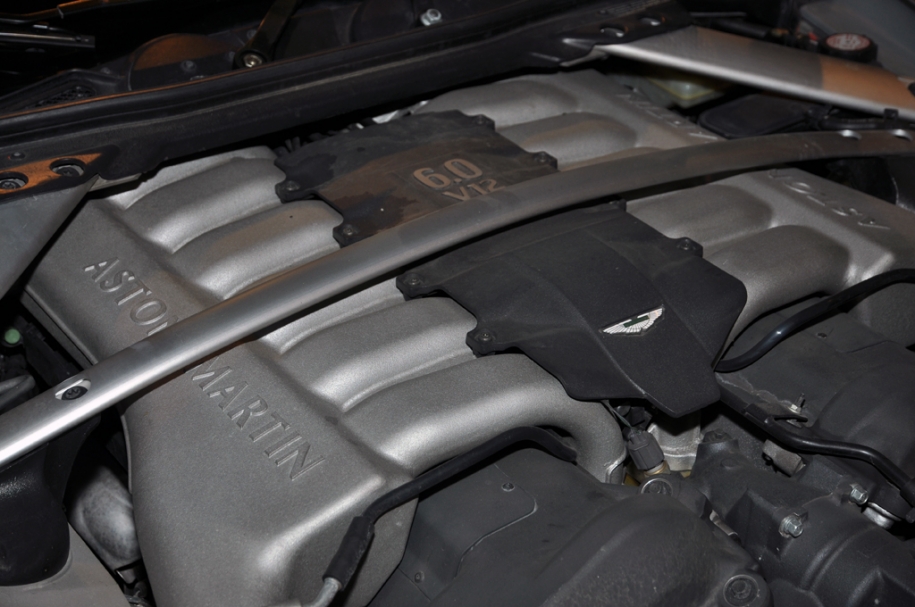 Aston DB9 - 11