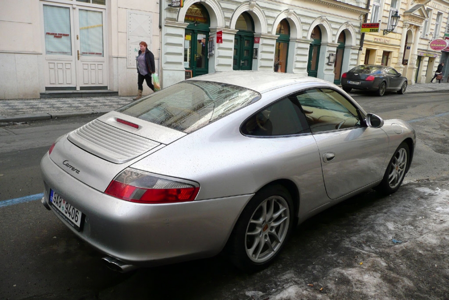 Porsche carrera a Conti GT