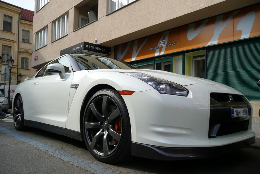 GT-R
