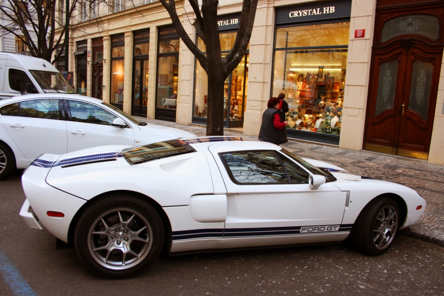 Ford GT