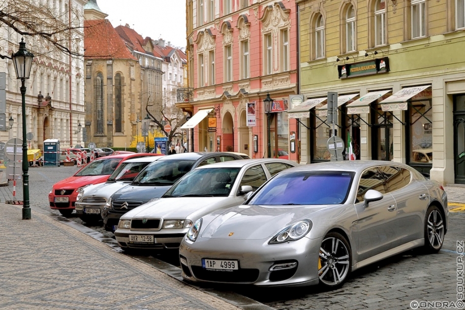 Porsche Panamera Turbo